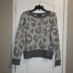 By & By sweater size large